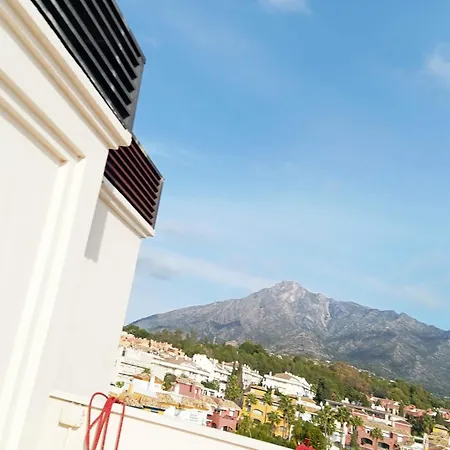 Apartmán Atico Duplex Guadalpin