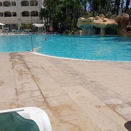 Atico Duplex Guadalpin Apartment *