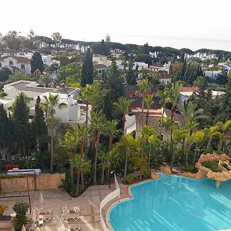 Atico Duplex Guadalpin Daire Marbella