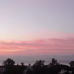 Atico Duplex Guadalpin Διαμέρισμα *