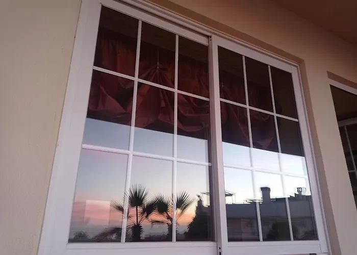 Atico Duplex Guadalpin アパート *