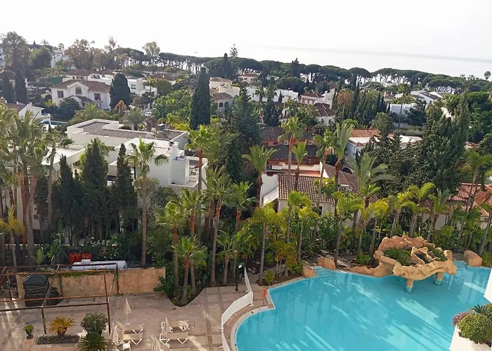 Atico Duplex Guadalpin アパート マルベーリャ