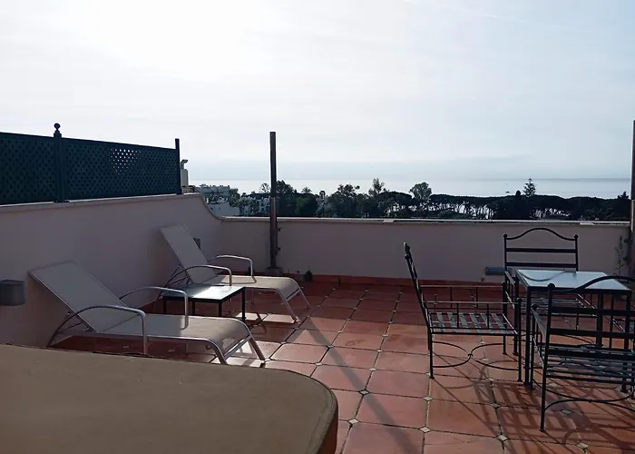 アパート Atico Duplex Guadalpin